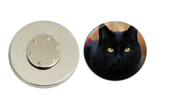 Magnetic Pin Back | Black Cat | Badges and Buttons Club